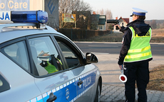 Od wczesnych godzin porannych policjanci z kłodzkiej drogówki prowadzą działania pn. ”Trzeźwy poranek”