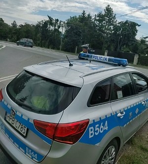 POLICJA APELUJE O ROZWAGĘ. PRZED NAMI WEEKEND – ZADBAJMY O WŁASNE BEZPIECZEŃSTWO