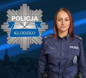 policjantka i na zdjęciu logo policji