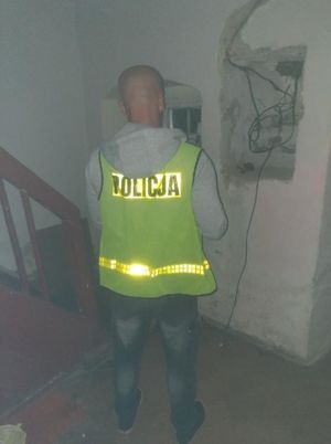 POLICJANCI UJAWNILI NIELEGALNY POBÓR ENERGII ELEKTRYCZNEJ