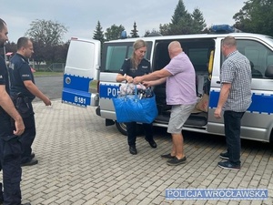 Policjanci z Krzyków zorganizowali zbiórkę darów dla ofiar powodzi