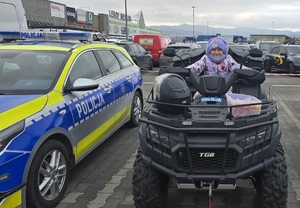 Policjanci z powiatu kłodzkiego wspierają Wielką Orkiestrę Świątecznej Pomocy