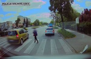 Przed nami okres wakacyjnych podróży - dolnośląscy policjanci niezmiennie mówią stanowcze Stop agresji drogowej