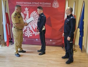 Policjant z kłodzkiej drogówki pomógł podczas pożaru w lokalu gastronomicznym – wczoraj otrzymał list pochwalny