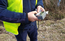 POLICJANCI UKARALI MANDATEM MĘŻCZYZNĘ, KTÓRY W STANIE NIETRZEŹWOŚCI KIEROWAŁ ELEKTRYCZNĄ HULAJNOGĄ