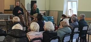 SENIOR NA 6 Z PLUSEM-policjanci rozmawiali z seniorami o bezpieczeństwie