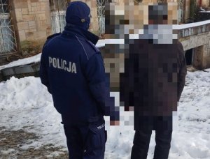 Policjanci zatrzymali 38-latka, który odpowie karnie za kradzież z włamaniem